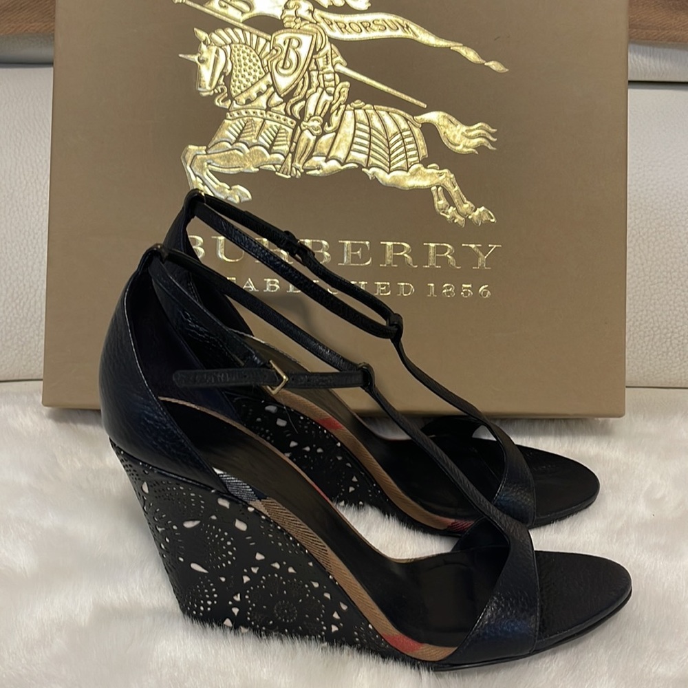 Burberry Wedge Sandal - Picture 2 of 14